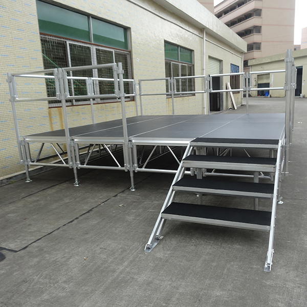 2x1x1m Smile Tech aluminum stage with adjustable Legs