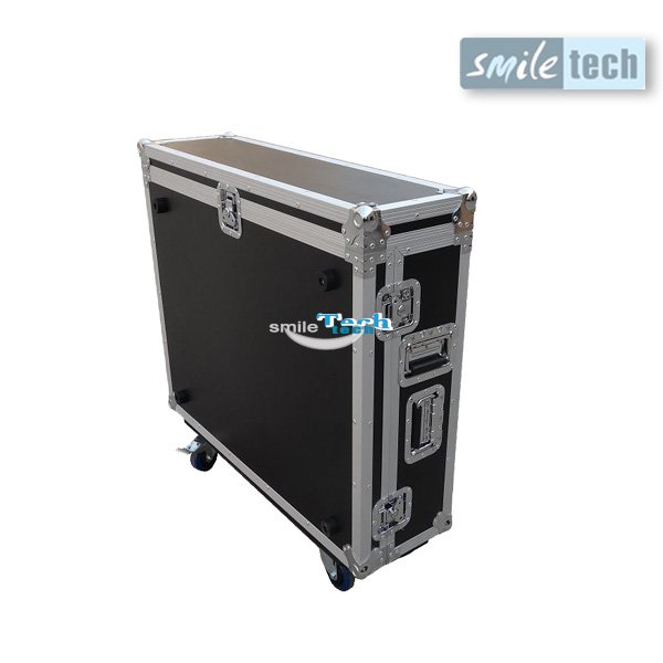 Pro Mixer Case With Casters and a Doghouse for YAMAHA LS9-32 Channel Mixer