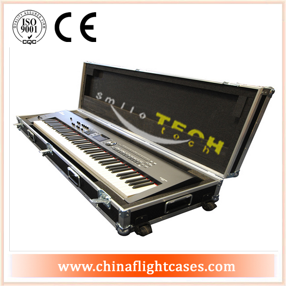 Korg KingKORG 61 Key keyboard Flight Case
