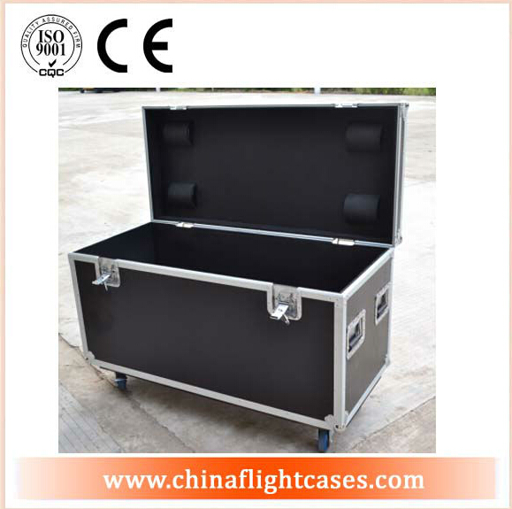 utility trunk road case With Caster - Measures 29.5 inch X 44.75 inch X 30 inch