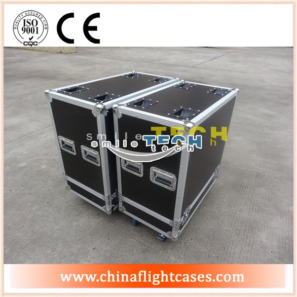  MACKIE SRM450 Speaker road cases for dual MACKIE SRM450