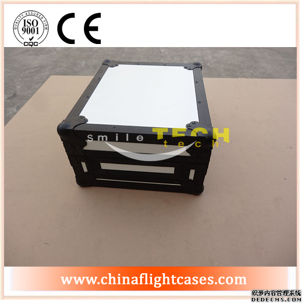 DJ EQUIPMENT CD PLAYER FLIGHT CASES