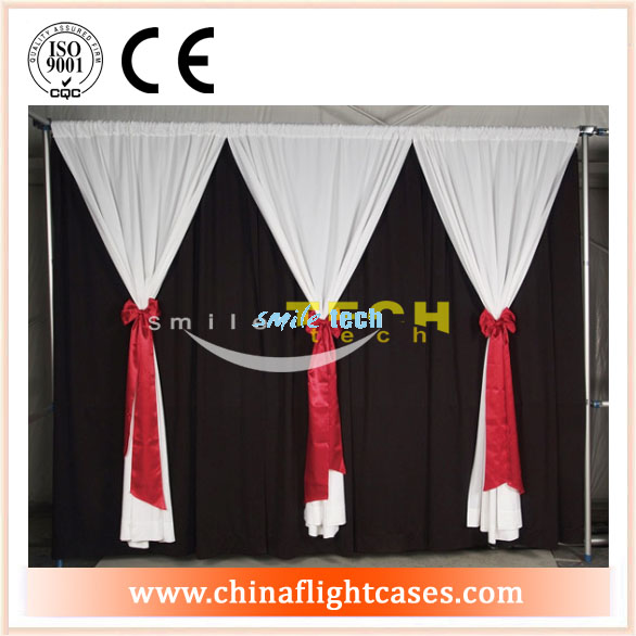 wedding background pipe and drape