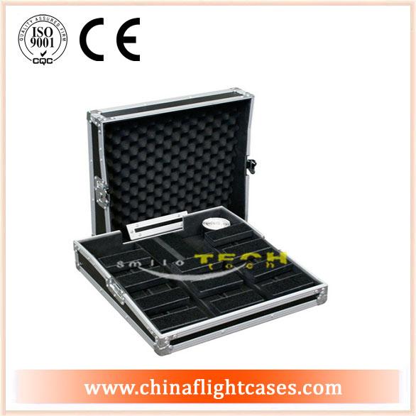 <b>2016 durable guitar pedal board flight case with foam inside</b>