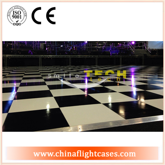 <b>High Glossy Black and White Dance floor for Night Clubs</b>